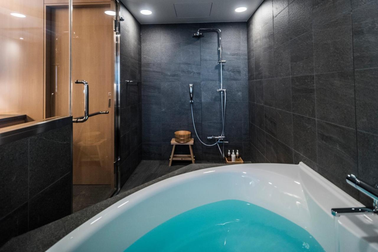 Kyoto Shijo Takakura Hotel Grandereverie Εξωτερικό φωτογραφία